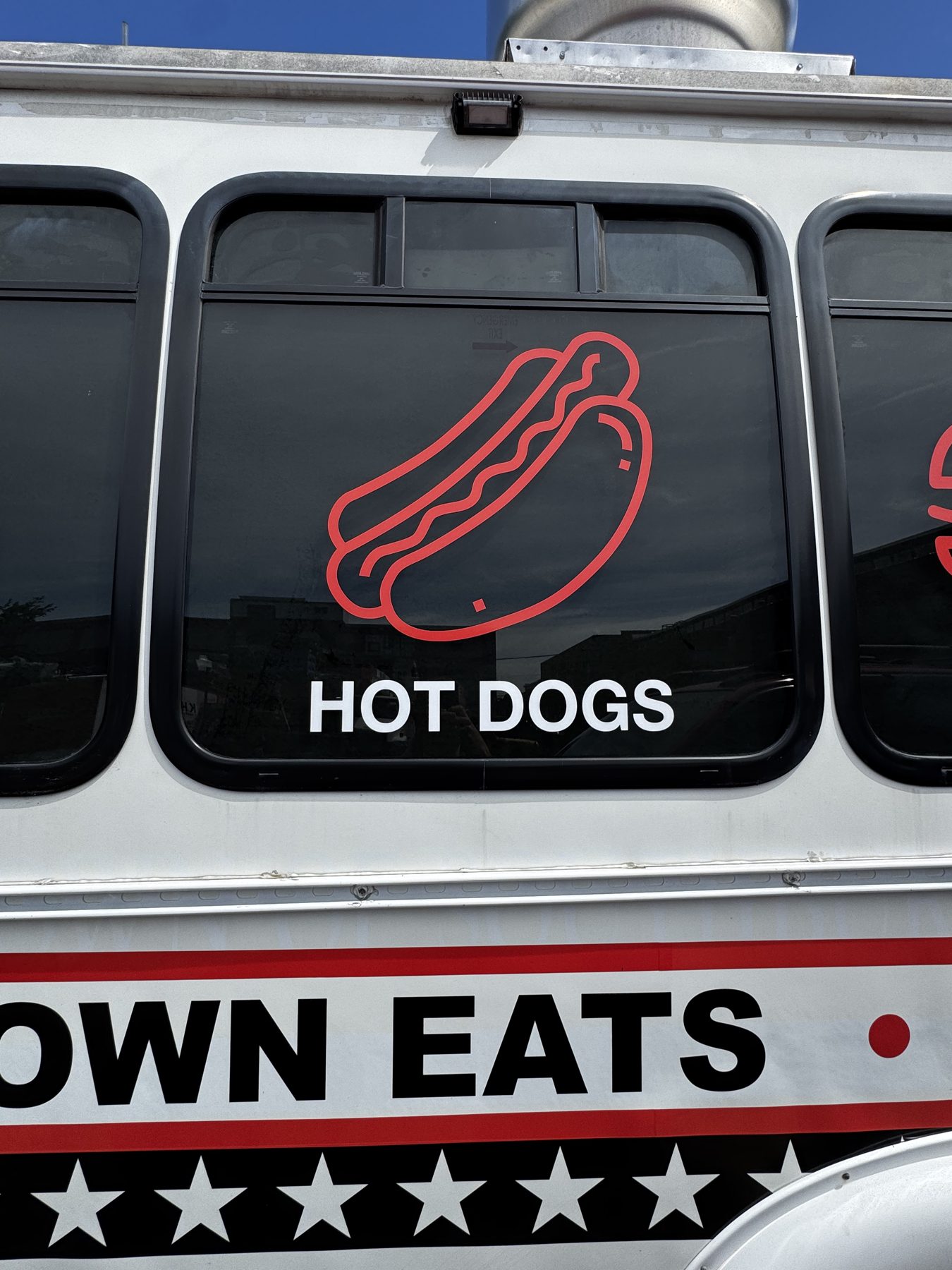 Hot Dogs icon window of the truck